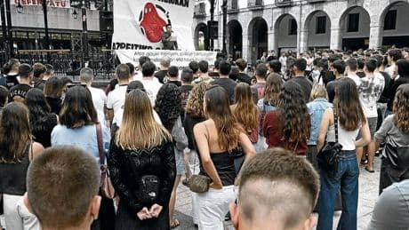 Policías y ertzainas exigen a EH Bildu que defienda su trabajo y no justifique los ataques