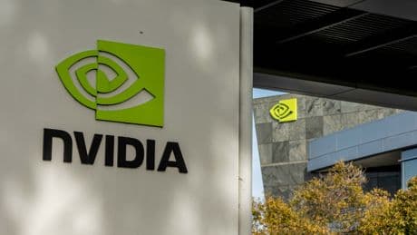 Nvidia anticipa pérdidas de hasta 5.500 millones de dólares tras limitarle Trump la venta de chips a China