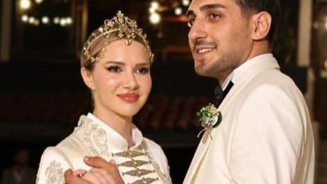 2 yıl sonra düğün yaptı! Romanyalı şarkıcı Otilia ile Yalovalı eşinin mutlu günü