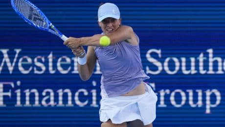 Tennis : Swiatek remonte au deuxième rang, Gracheva gagne vingt places