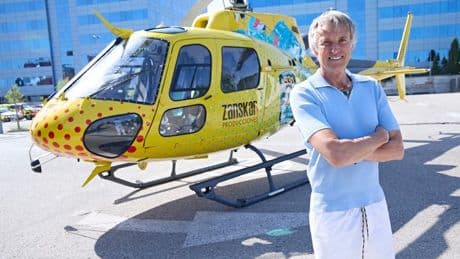 Calleja, en su helicóptero solidario: «He llorado como no lo he hecho en mi vida»