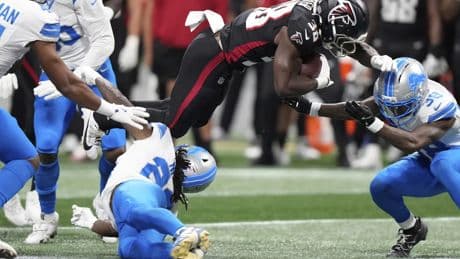 La dramática lesión en el cuello de Norrice Morris en la NFL: el partido acabó suspendido