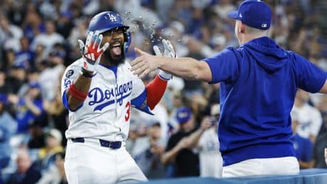 Back in the lineup, Teoscar Hernández provides the offense as Dodgers beat Arizona