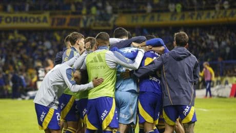Boca tuvo insultos para todos y victoria por penaltis