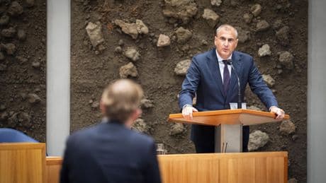 PVV’er Markuszower: ’Politieke moord op Arib, alle troep moet naar buiten’
