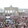 Verkehrsbehinderungen: Straßensperrungen wegen Technoparade „Rave the Planet“