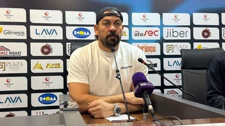Amedspor'da teknik direktör Servet Çetin ile yollar ayrıldı