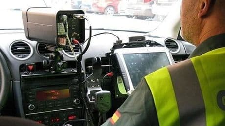 La DGT estrena este verano 32 nuevos radares, 7 fijos y 25 de tramo