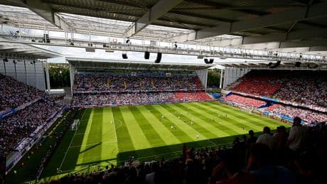 Will Still relinquishes Lens head coach role due to personal reasons
