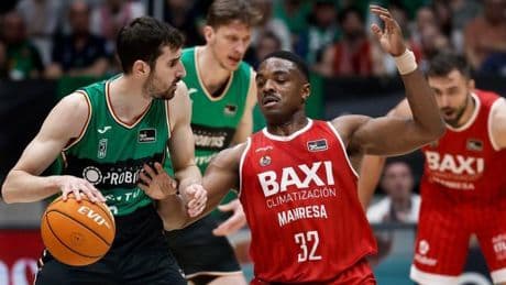El Baxi Manresa gana el derbi catalán al Joventut y se postula para el play-off