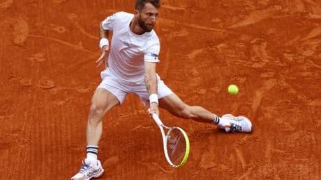 En direct | Roland-Garros 2025 : Corentin Moutet s’attaque au défi Novak Djokovic, Pierre-Hugues Herbert à la lutte avec Joao Fonseca