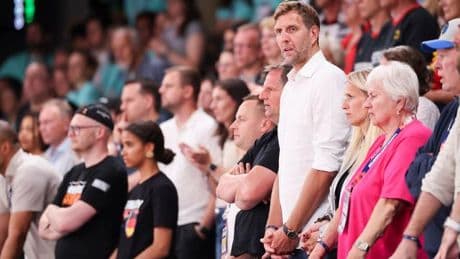 Basketball-EM der Frauen: Nowitzki jubelt mit: Sieg für Basketballerinnen zum EM-Start