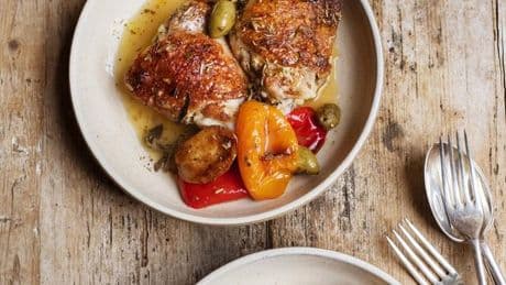 Brathähnchen mit Paprika und Oliven: Hähnchen für Hundstage