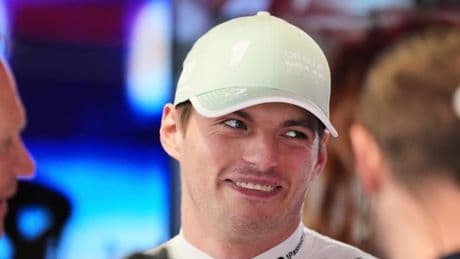 „Alle Tassen im Schrank?“ – Weltmeister rast unter falschem Namen auf der Nordschleife