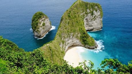 Bali, scoperta una rete di droga che coinvolge gang di russi e ucraini. «Da nemici a complici per business»
