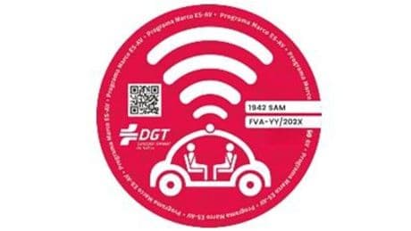 La nueva pegatina de la DGT
