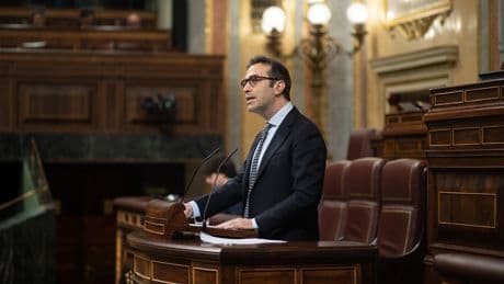 Cuerpo salva el plan antiaranceles tras pactar con ERC