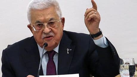 Mahmoud Abbas nomme un proche conseiller, Hussein Al-Cheikh, comme vice-président de l’OLP, faisant de lui son potentiel successeur