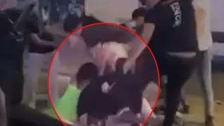 Marmaris'te dehşete düşüren görüntü: Mekan çalışanları kadın turistleri darbetti