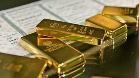 Oro, prezzi ai massimi con i dazi sui lingotti