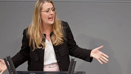 Die Grünen und die „Merkel-Lücke“ – Fraktionschefin widerspricht Habeck