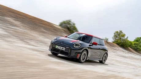 Mini JCW E : branchée sur 400V
