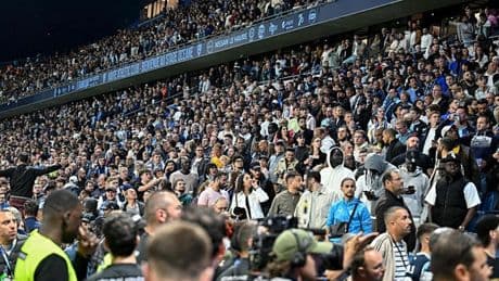 Ligue 1’de olaylı maç! Le Havre - Marsilya karşılaşması tribün olayları nedeniyle yarıda kaldı