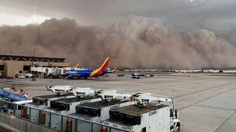 USA: Staubsturm sorgt für Stromausfälle und Flugstopp in Phoenix