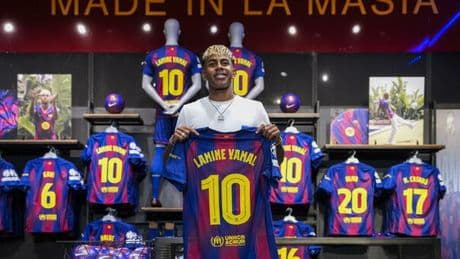 Lamine Yamal rinnova con il Barcellona fino al 2031 e prende la numero 10. Il contratto e l'eredità di Messi