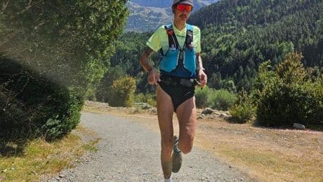 El bilbaíno Raúl Macarro revienta el récord de la Alta Ruta de los Perdidos en Pirineos