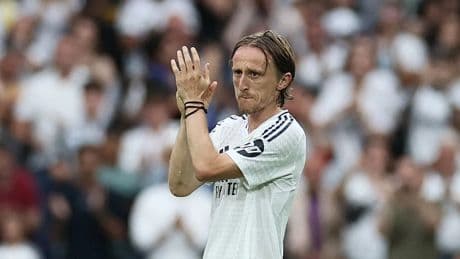 Carlo Ancelotti ve Luka Modric, Real Madrid'e galibiyetle veda etti!