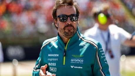 Alonso se harta de que salga siempre cruz