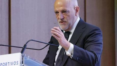 Tebas señala al Barça "lo que tiene que hacer" y se inhibe sobre la posible sanción de la UEFA