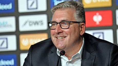 Rekorde bei der Eintracht: „Wenn wir irgendwo anklopfen, explodieren die Preise“