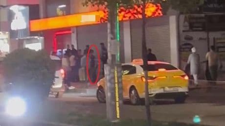 Diyarbakır’da iki grup arasında sopalı ve kemerli kavga! Vatandaşlar araya girdi