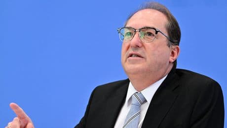 BILD exklusiv - Minus 60 Prozent! Asyl-Zahlen gehen zurück