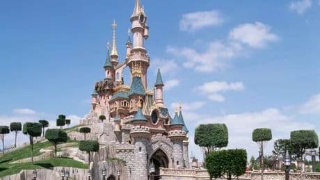 Disneyland Paris confirms opening date for new World of Frozen land