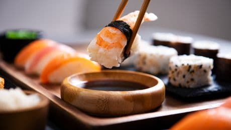 Geheime Funktion: Dafür ist die Verpackung der Sojasoße bei Sushi wirklich da