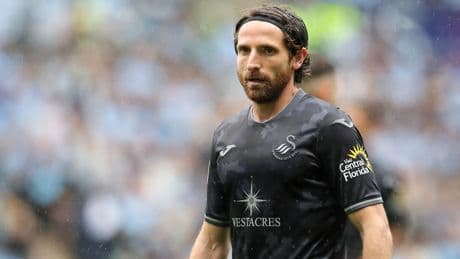 Former Liverpool star, 35, you may not know was still playing announces retirement hours before final match