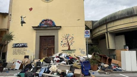 Vicofaro, fine dell'accoglienza: il Tar boccia il ricorso di don Biancalani