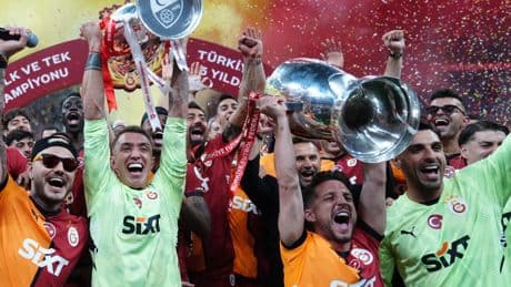 Galatasaray bu sezon çifte mutluluk yaşadı!