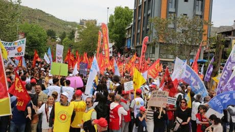 Dersim'de coşkulu 1 Mayıs