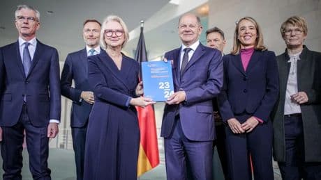Ökonomen in Berlin: Politiker suchen nicht so sehr Rat, sondern vor allem Bestätigung