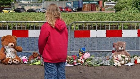 Auto met Jeffrey en Emma raakte kwartier na ontvoering te water