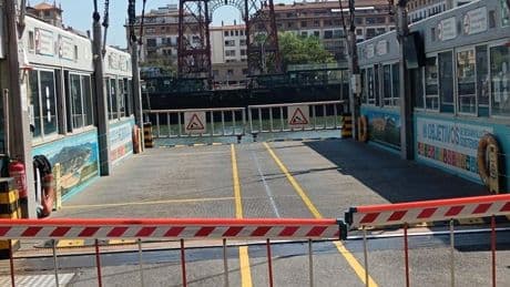 El Puente Colgante recupera el servicio tras más de una hora cerrado por una avería
