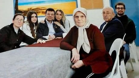 İmamoğlu cezaevinden ilk fotoğrafı paylaştı