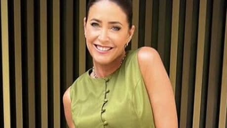 This Morning's Lisa Snowdon wows in 'elegant' olive co-ord that's 'great for autumn'