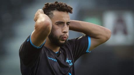 Na vliegende crash in sporthal: Belgische voetballer Sofian Kiyine wéér betrokken bij spectaculair ongeval