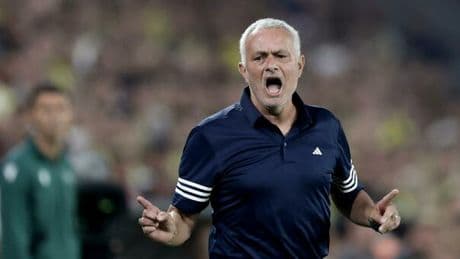 Fenerbahce-Benfica: dove vederla in tv e streaming, orario e probabili formazioni. Mourinho si gioca l'accesso alla League Phase di Champions