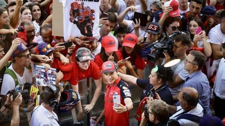 Ni en casa de Rossi ni la de Honda, Marc Márquez no tiene prisa por coronarse